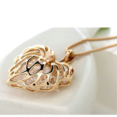 2022  Vintage Built Sparkling Golden Hollow Zircon Love Leaves Sweater Chain Necklace Fashion Necklace