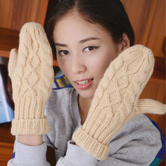 Fashion Gloves Women Mittens 2022 Womens Warm Winter knitted Cashmere Twisted Warm Gloves Guantes Mujer